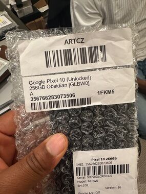 Smartphone - Black Screen (Brand Not Visible) google pixel 10 unlocked 256gb